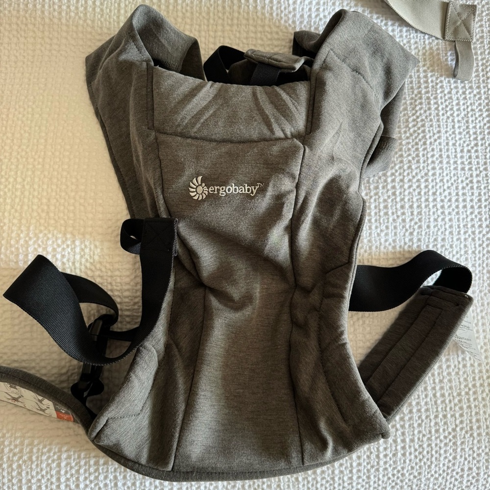Ergobaby Embrace